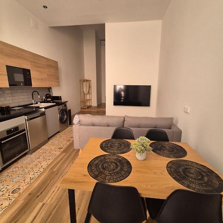 Portobeach Valencia Suites Екстериор снимка