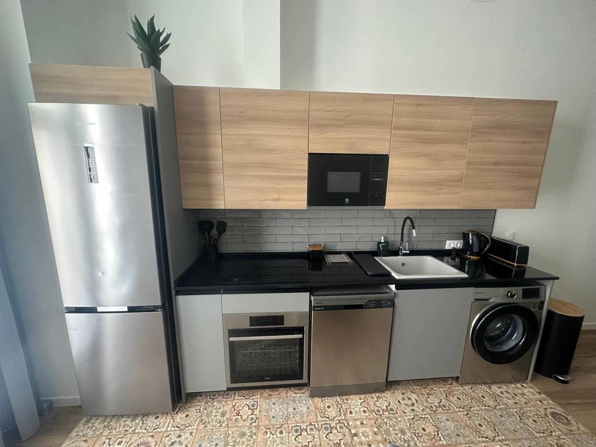 Portobeach Valencia Suites Екстериор снимка