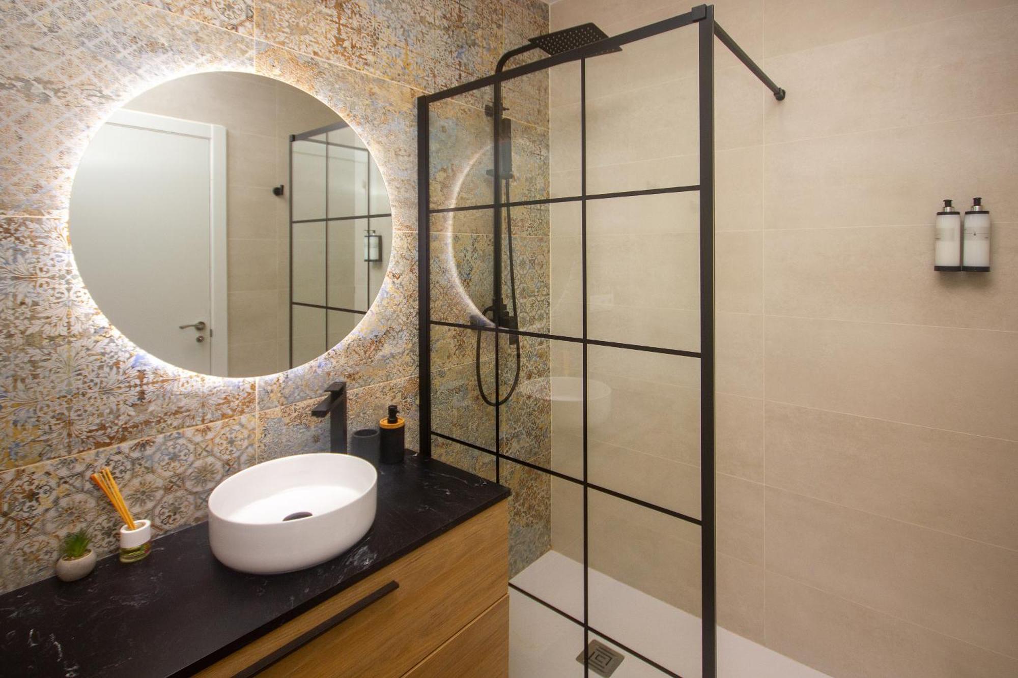 Portobeach Valencia Suites Екстериор снимка