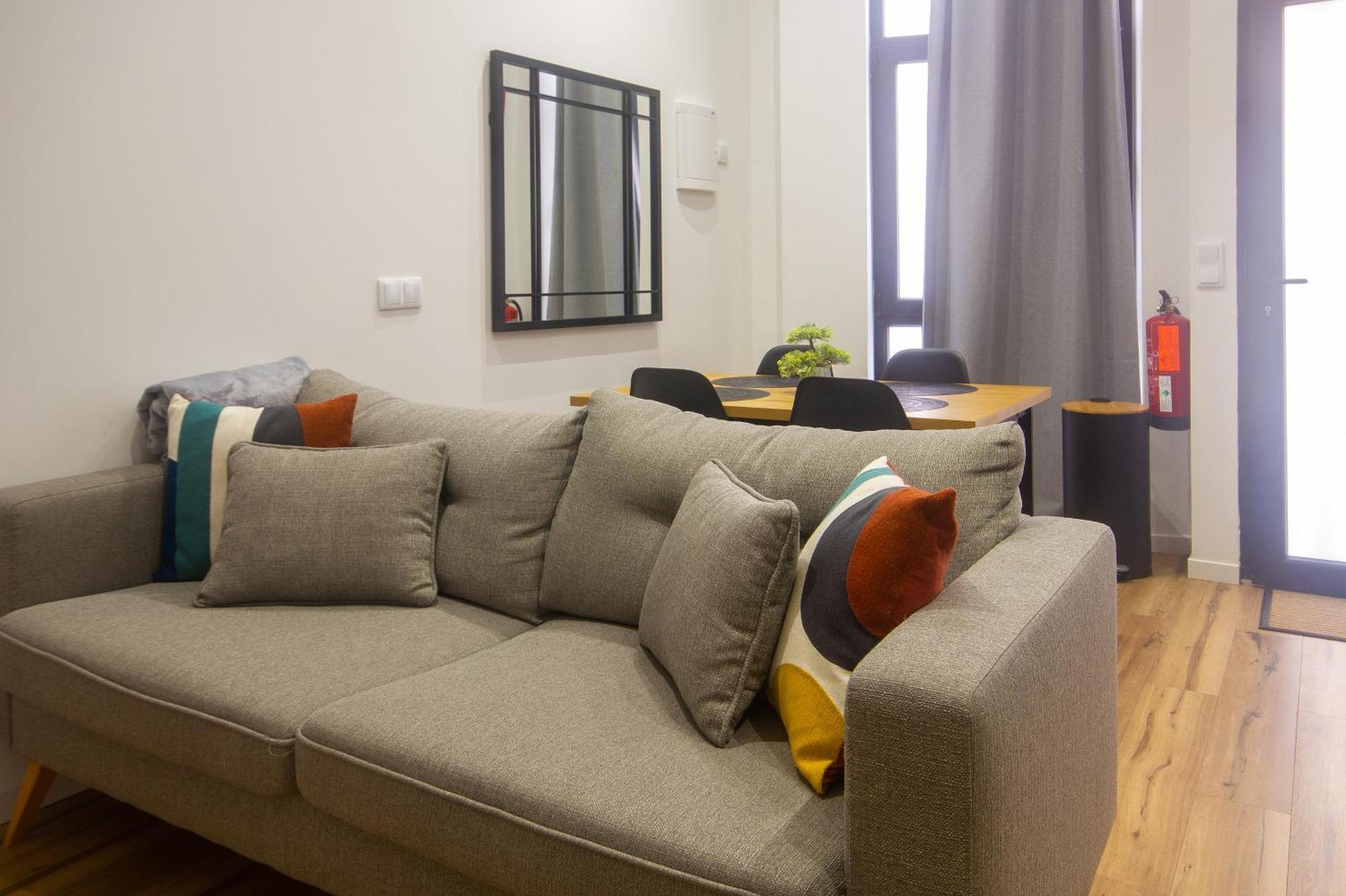 Portobeach Valencia Suites Екстериор снимка