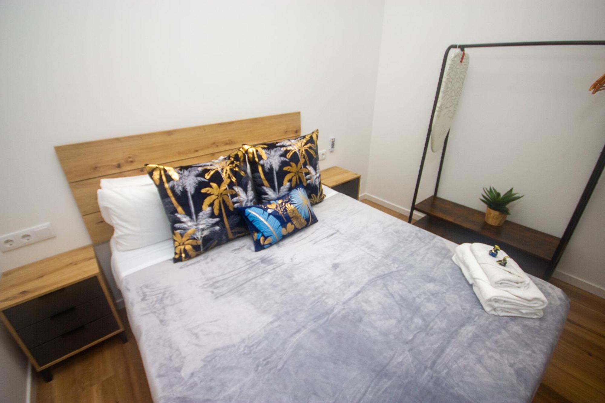 Portobeach Valencia Suites Екстериор снимка