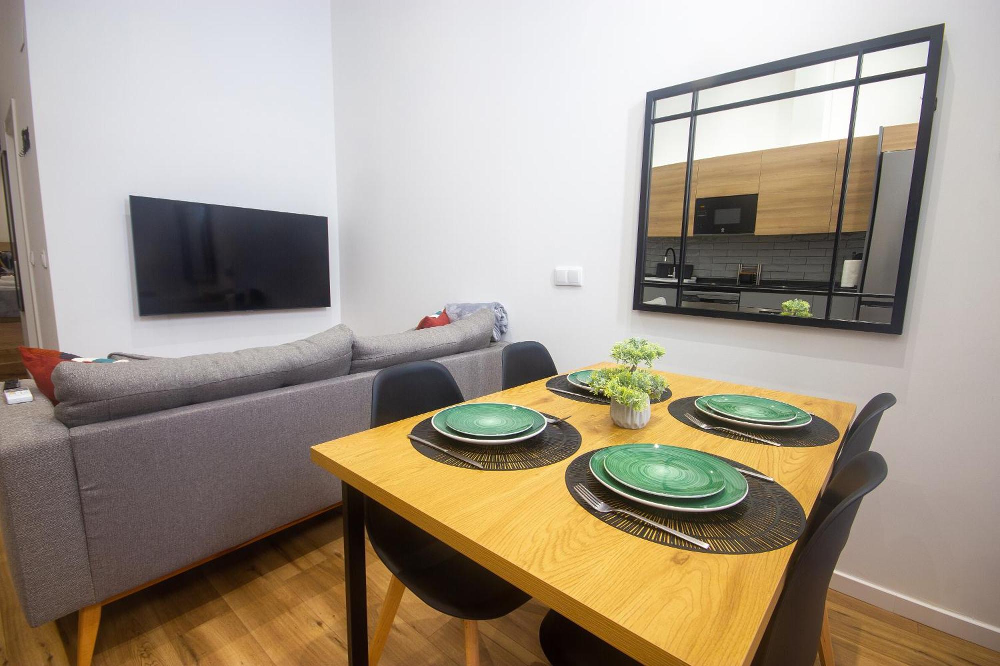 Portobeach Valencia Suites Екстериор снимка