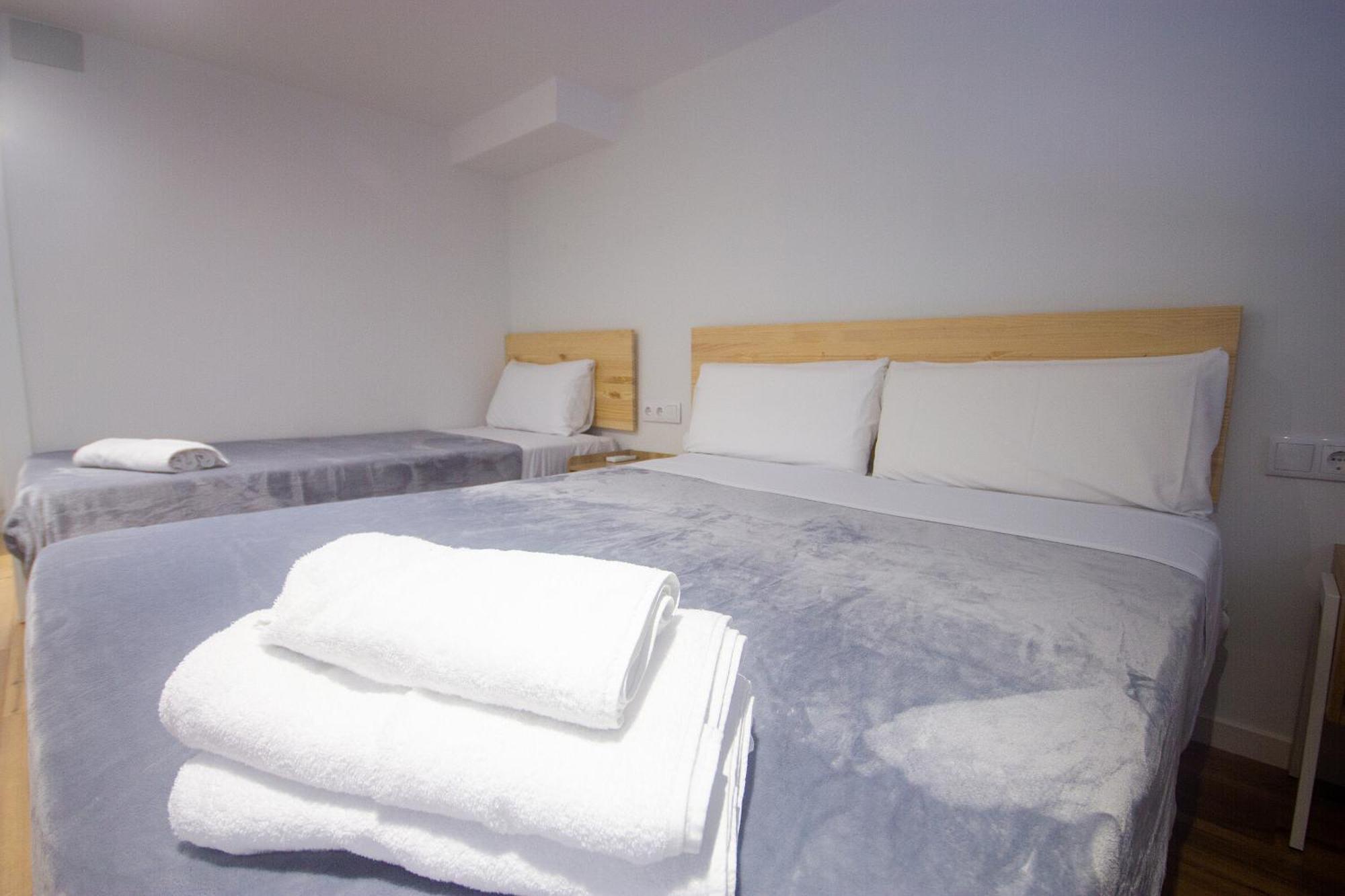 Portobeach Valencia Suites Екстериор снимка