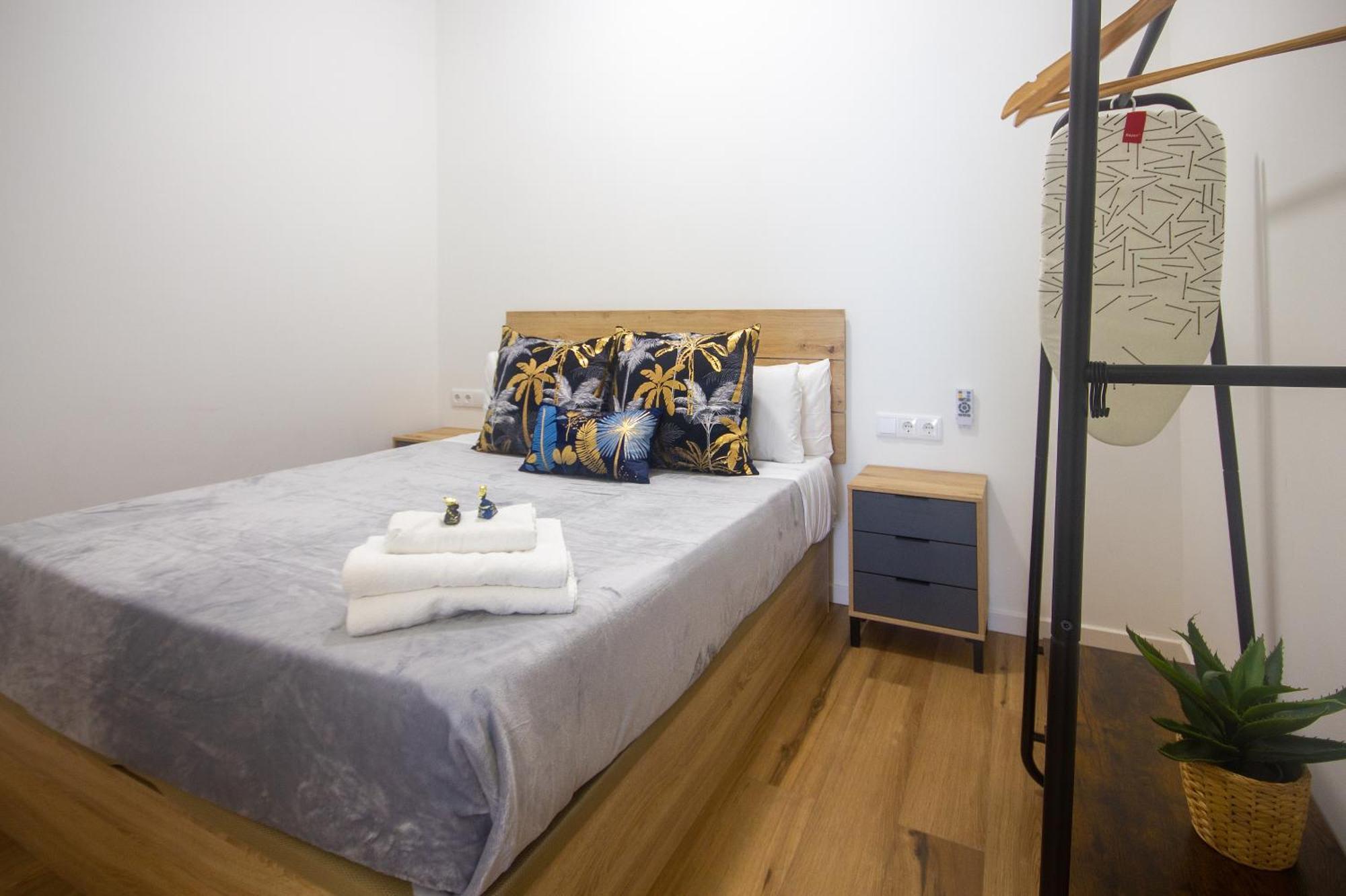 Portobeach Valencia Suites Екстериор снимка